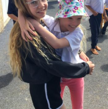 SiblingDayPhotos4)
